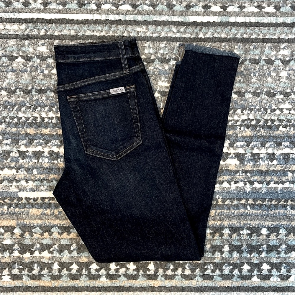 Joes Jeans Dark Blue W26